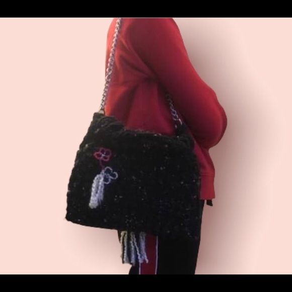 Crochet Hand-Bag - Picture 3 of 5